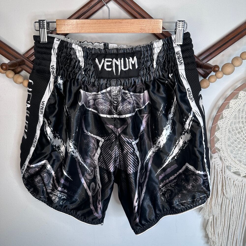 Venum GLDTR 4.0 Muay Thai Shorts